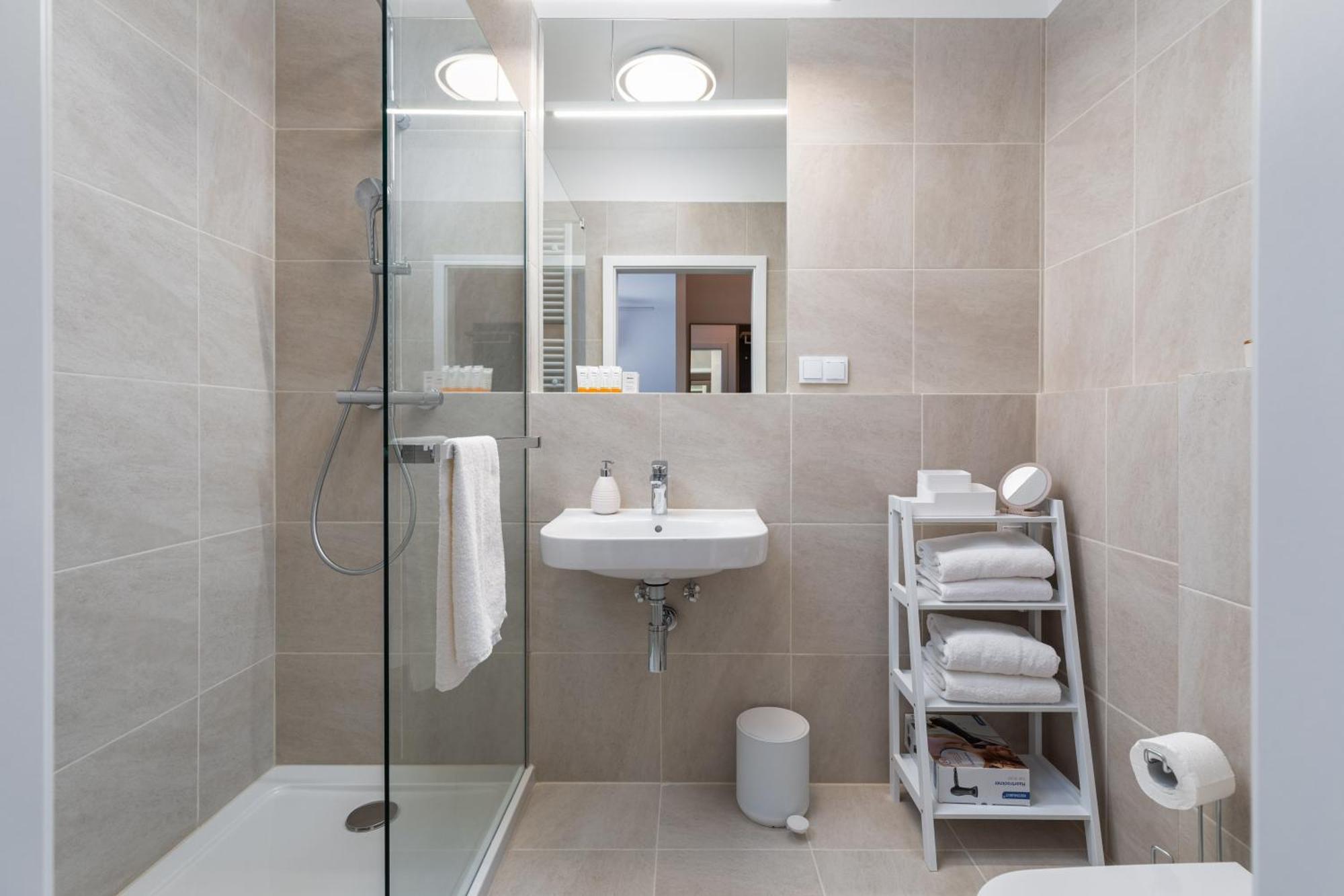 Stela Water Side Apartment - Swimming Pool & Sauna By Renters Prestige Дзивнув Экстерьер фото