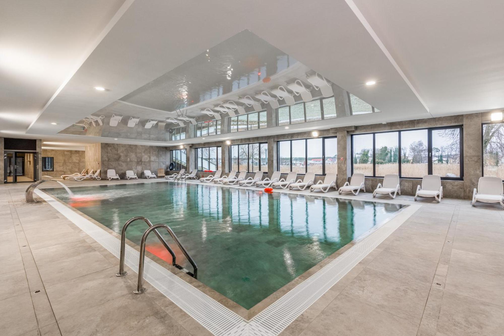 Stela Water Side Apartment - Swimming Pool & Sauna By Renters Prestige Дзивнув Экстерьер фото